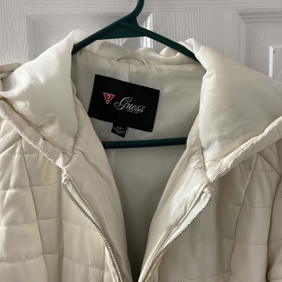 Guess Jacket - Picture 2 of 5